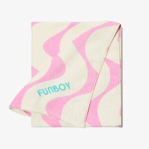 NEW FUNBOY Poolside Leisure Club Beach Towel, Pink